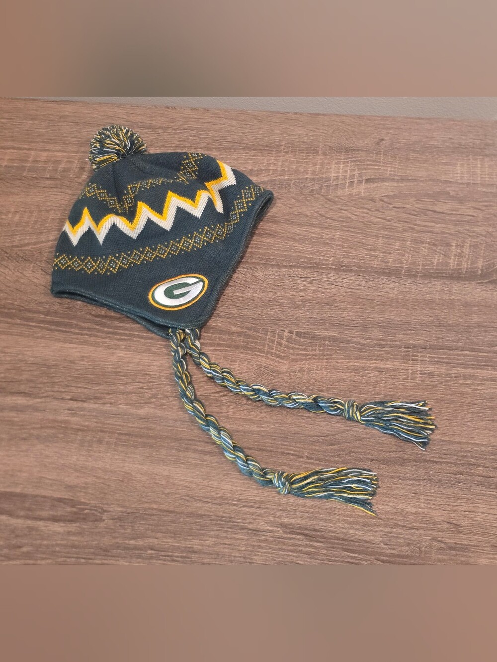 Like New: Green Bay Packers Beanie W. Ear Flaps